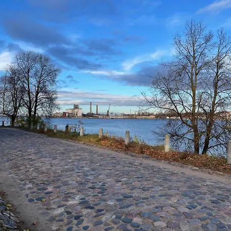 Dzīvoklis Quiet Kipsala - Free Parking & Bicycles Riga