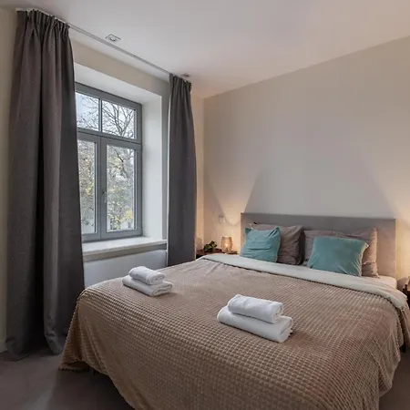 Kipsala With Free Parking