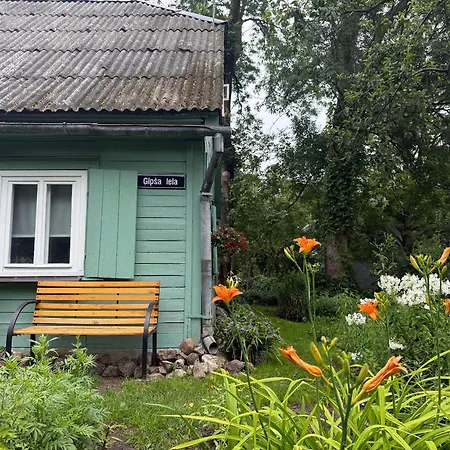 Quiet Kipsala - Free Parking & Bicycles Riga